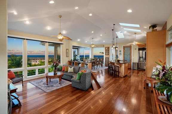 Featured on TV! The House is showcased on the TV series Staycation, Ocean Views Walk to Beaches, Heated Pool, Sleep 12 - Image 1